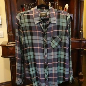 Rails long sleeve plaid long sleeve shirt. Size Medium